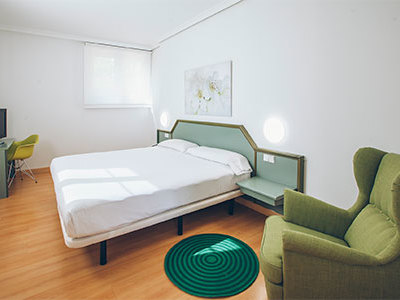 Junior Suite com.easydevel.kore.dto.LocaleV2DTO@5936ddea