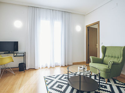 Junior Suite com.easydevel.kore.dto.LocaleV2DTO@6ce0ecf5